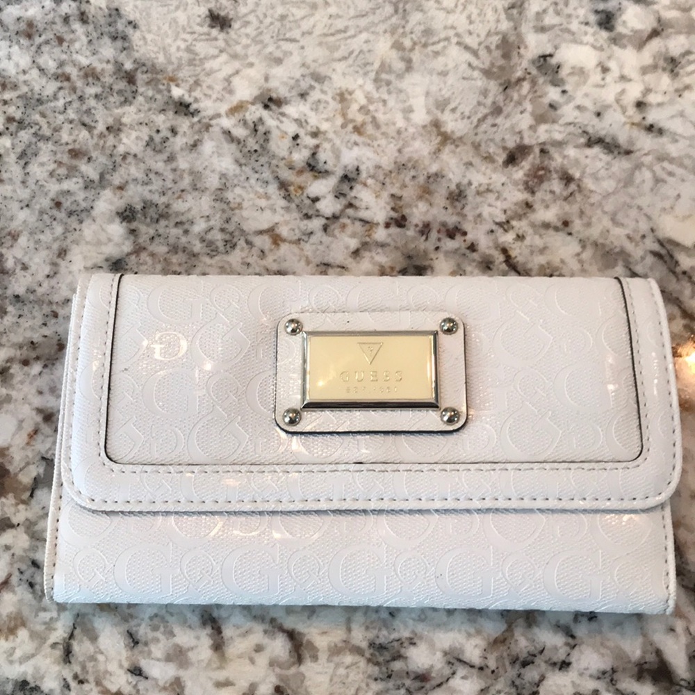 Guess Wallet